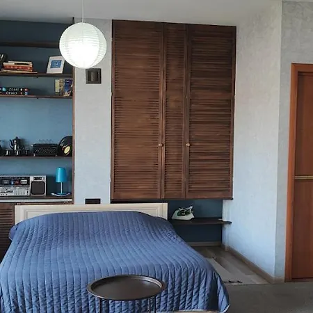 Bambukovyi Gai Apartment Kyiv